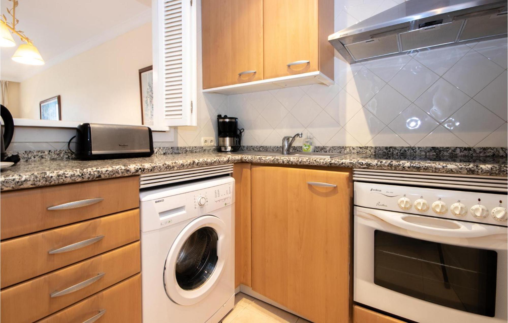 Beautiful Apartment In Marbella-Elviria Екстер'єр фото