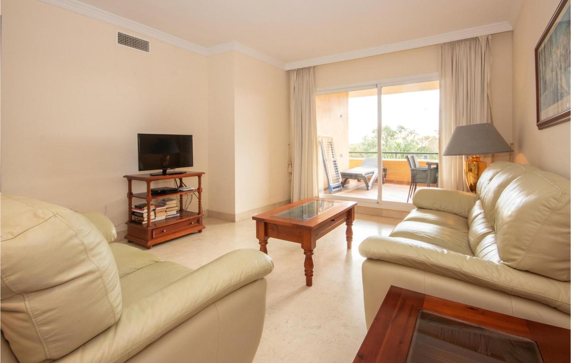 Beautiful Apartment In Marbella-Elviria Екстер'єр фото
